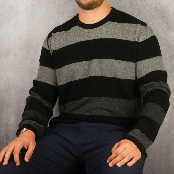 Banana Republic Striped Sweater - Picture 2 of 6
